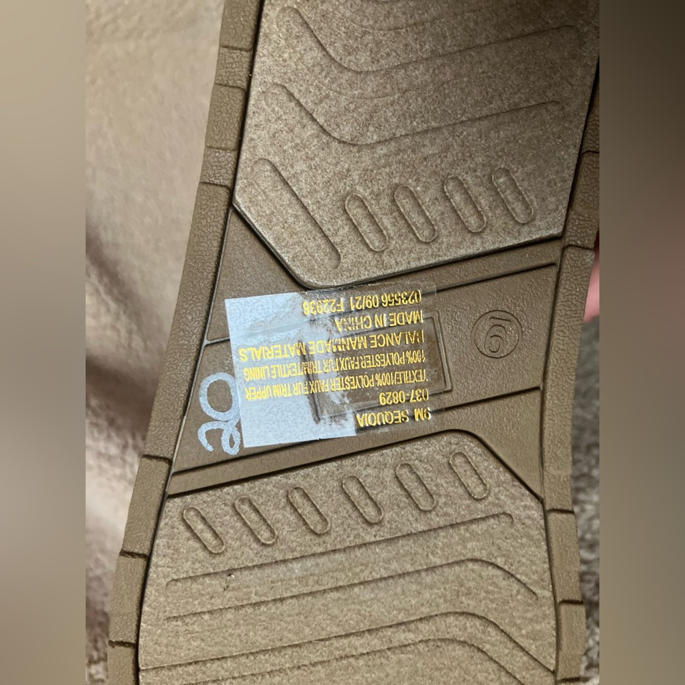 Cream Cozy Faux-Suede Women's Winter Boots - Picture 11 of 12